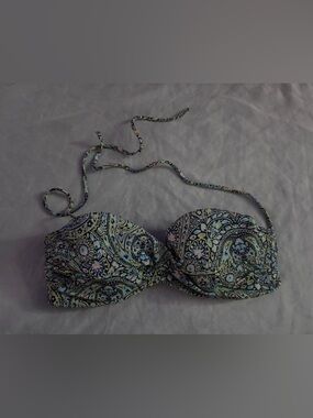 Victoria Secret Swim Suit Top Underwire Womens Size 32C Removable Straps Mosiac